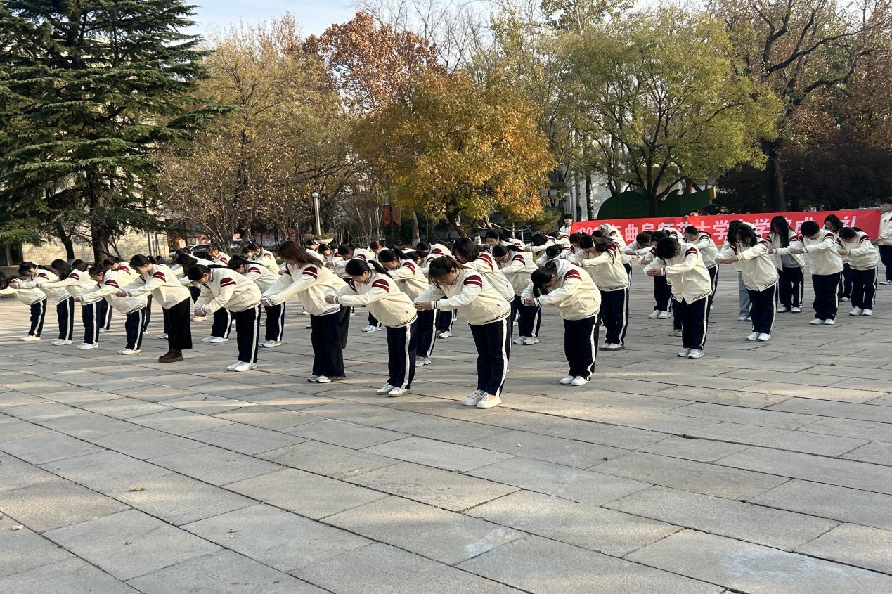 11月22日蜘蛛直播
成人礼 (2)