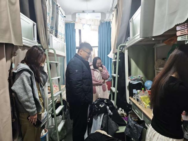 10bf307d306680097c0984e45aa9d0a3